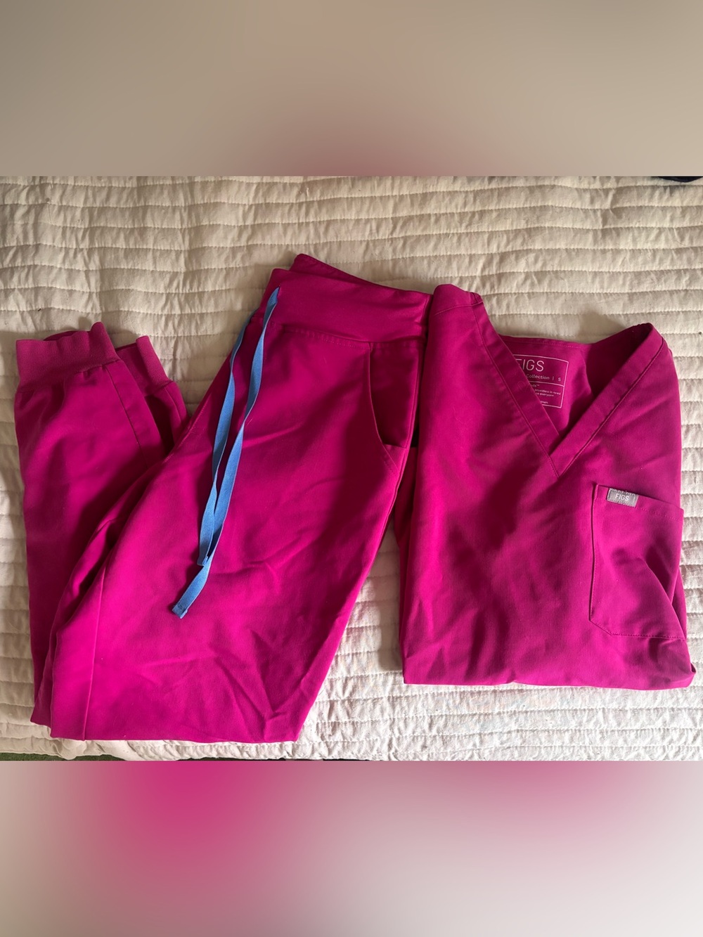Figs scrubs